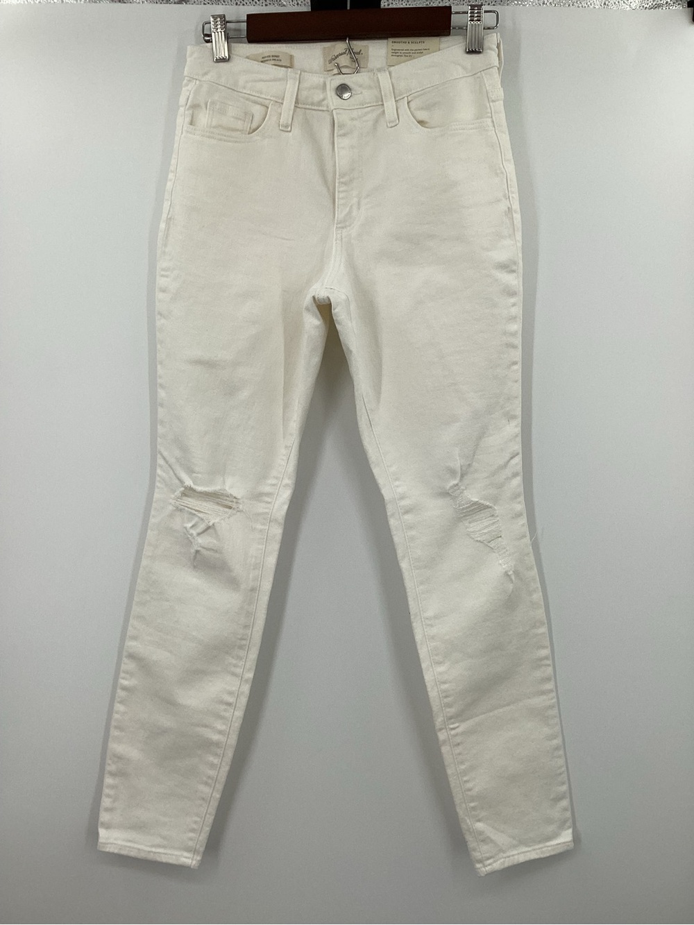 Universal Thread Cream High Rise Skinny Jeans with Knee Distress